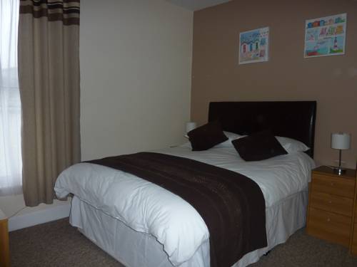 Фото Willows Guest House