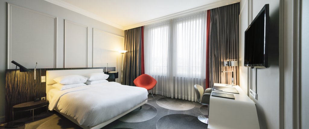 Фото Hilton Brussels Grand Place