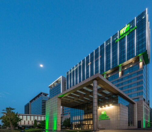 Внешний вид отеля Holiday Inn Shanghai Hongqiao, an Ihg Hotel в Миньхане, фото 1