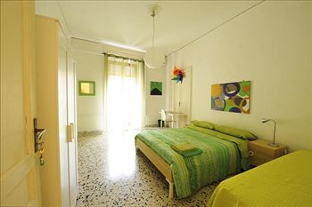 Фото B&b Rossonapoletano Napoli