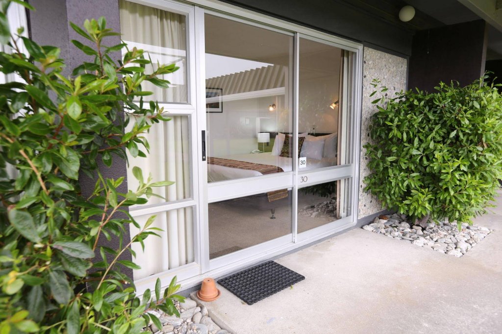 Фото Heartland Hotel Haast