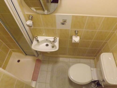 Фото Standbridge Hotel