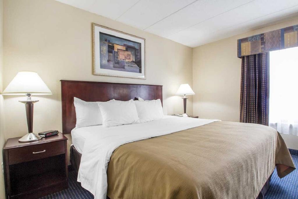 Фото Quality Inn Near Princeton