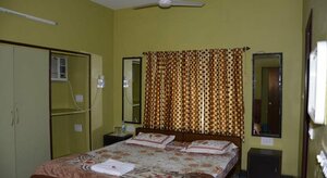 Kim Lawn Guest House (IA275,Sector III,Salt Lake,Kolkata 700097,), hotel
