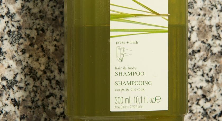 Фото Hotel H. E. Y. M. A. N. N.