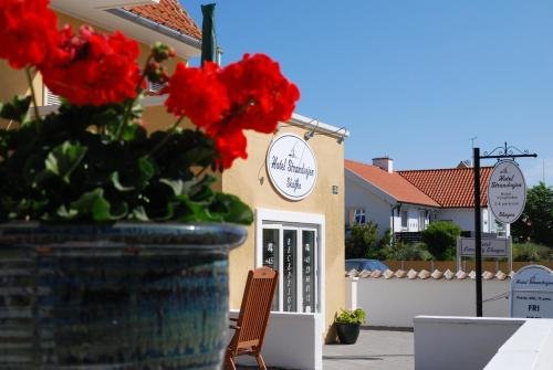 Фото 99474858414