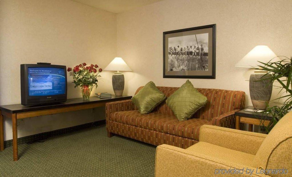 Фото DoubleTree by Hilton Washington Dc - Crystal City