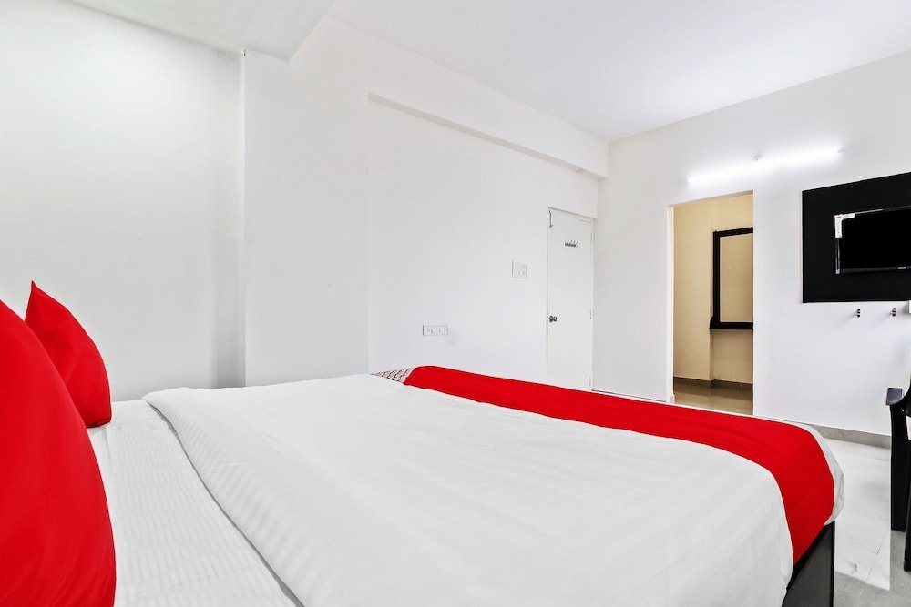 Фото Oyo 63021 Hotel Hill 9