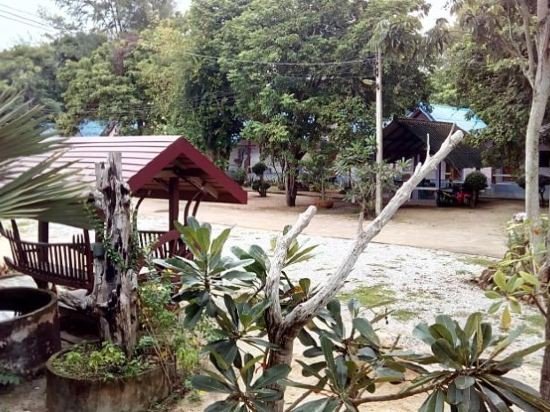 Фото Roong Arun Resort