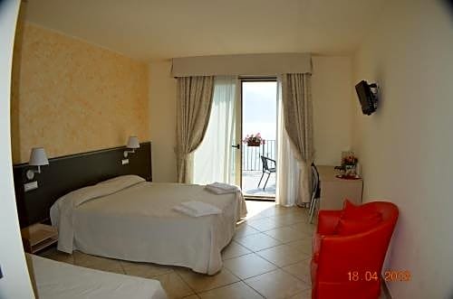 Фото Hotel Lumin