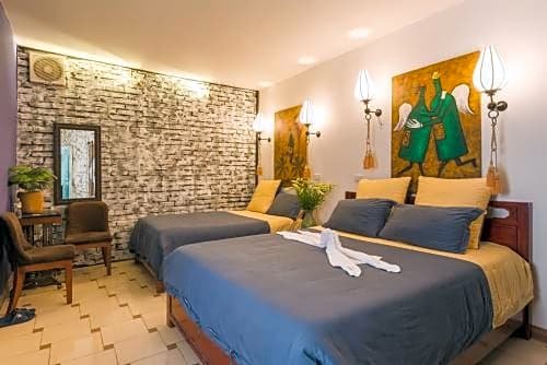 Фото Gecko Hotel