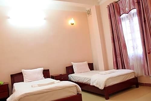 Фото Ngoi Nha Xanh Hotel