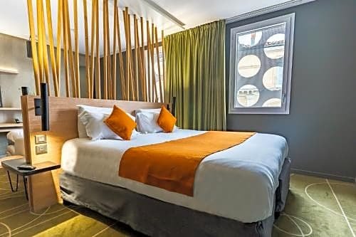 Фото Golden Tulip Montpellier Centre St Roch