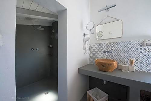 Фото L Hotel In Pietra