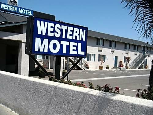 Гостиница Western Motel в Салинасе