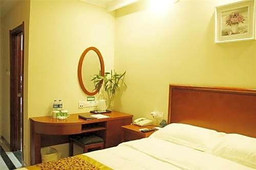 Фото Greentree Inn Beijing Changping District Changping Subway Station Changping Hospital Express Hotel