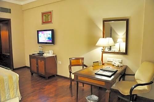 Фото Radisson Hotel Varanasi