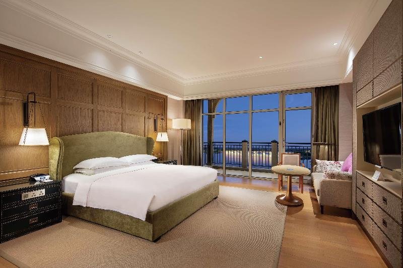 Фото Hilton Wenan