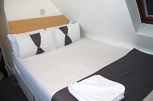 Фото Clapham South Belvedere Hotel