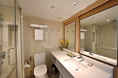 Фото M Pattaya Hotel