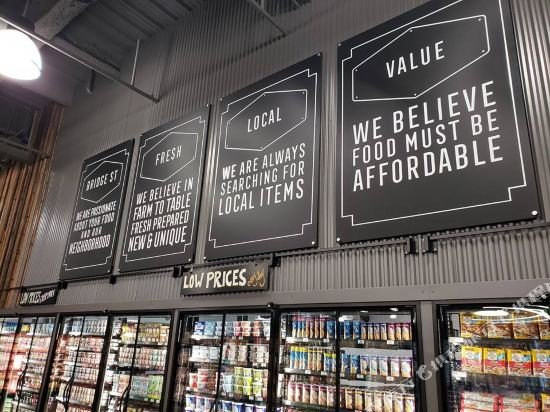 Фото Embassy Suites by Hilton Grand Rapids Downtown, Mi