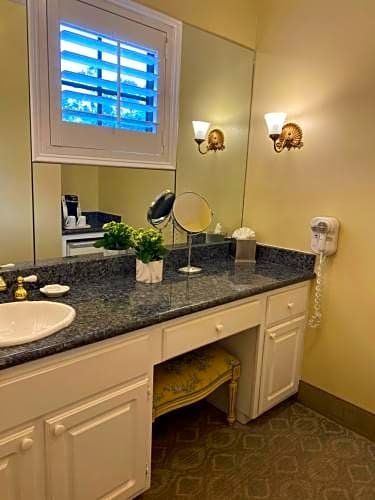 Фото Normandy Inn