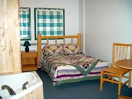 Фото Bear Creek Lodge