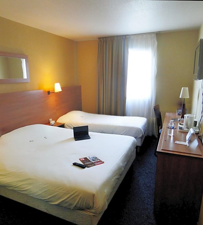 Фото Kyriad Marne-La-Vallée Torcy