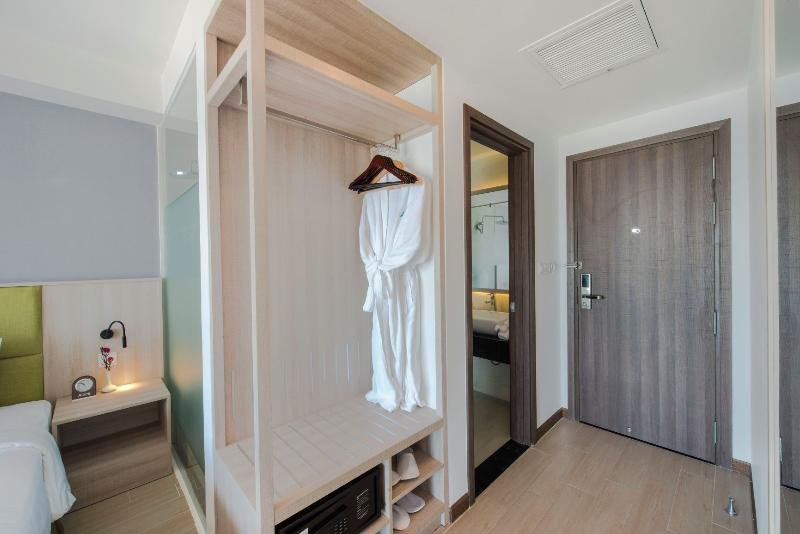 Фото Atlantic Nha Trang Hotel