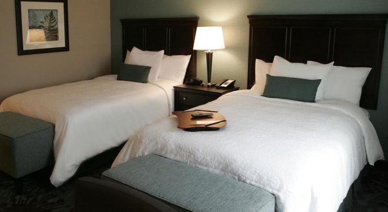 Фото Hampton Inn & Suites Reno West