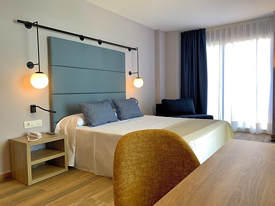 Фото Hotel Mar Blau