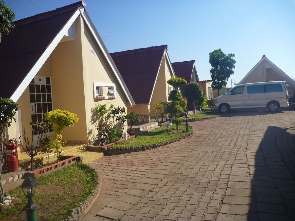 Фото отеля 1