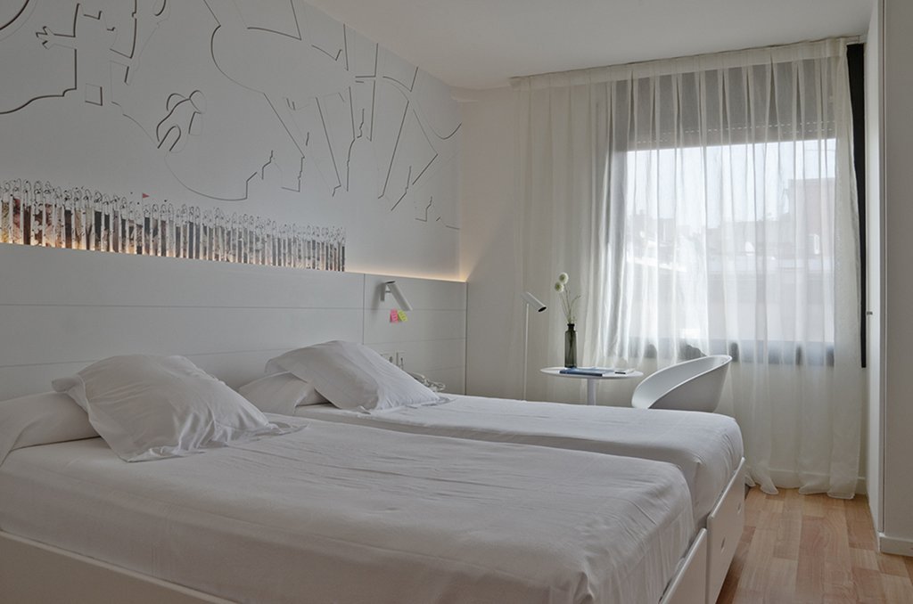 Фото Pol & Grace Hotel