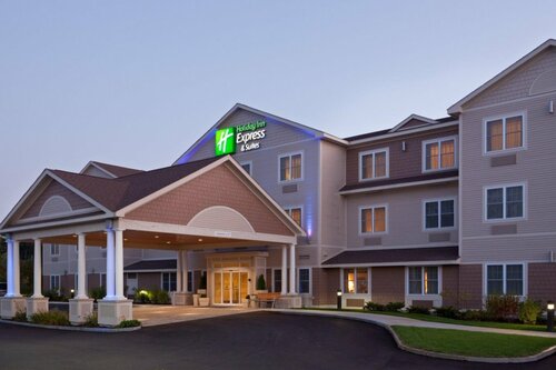 Внешний вид отеля Holiday Inn Express Hotel & Suites Tilton - Lakes Region, an Ihg Hotel в Тилтоне, фото 1