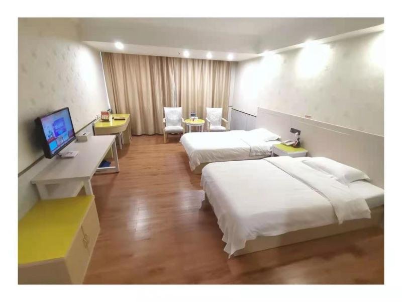 Фото GreenTree Inn Yangjiang Xiping Road Bus Terminal Station Express Hotel