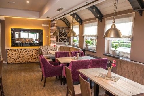 Фото Stratmanns Hotel