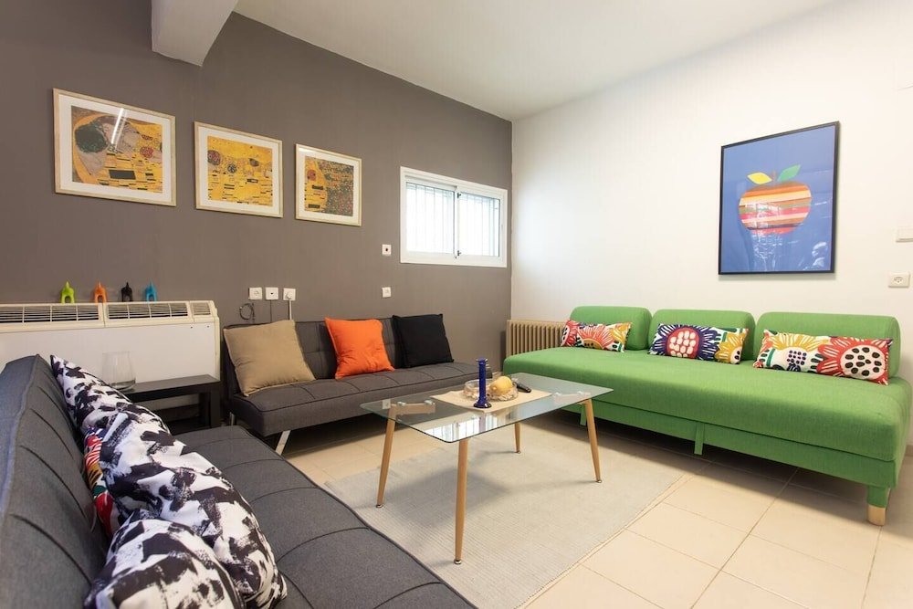 Фото Апартаменты Central Tel Aviv