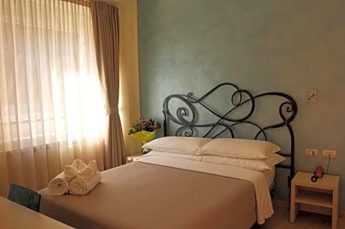 Фото Hotel La Madonnina