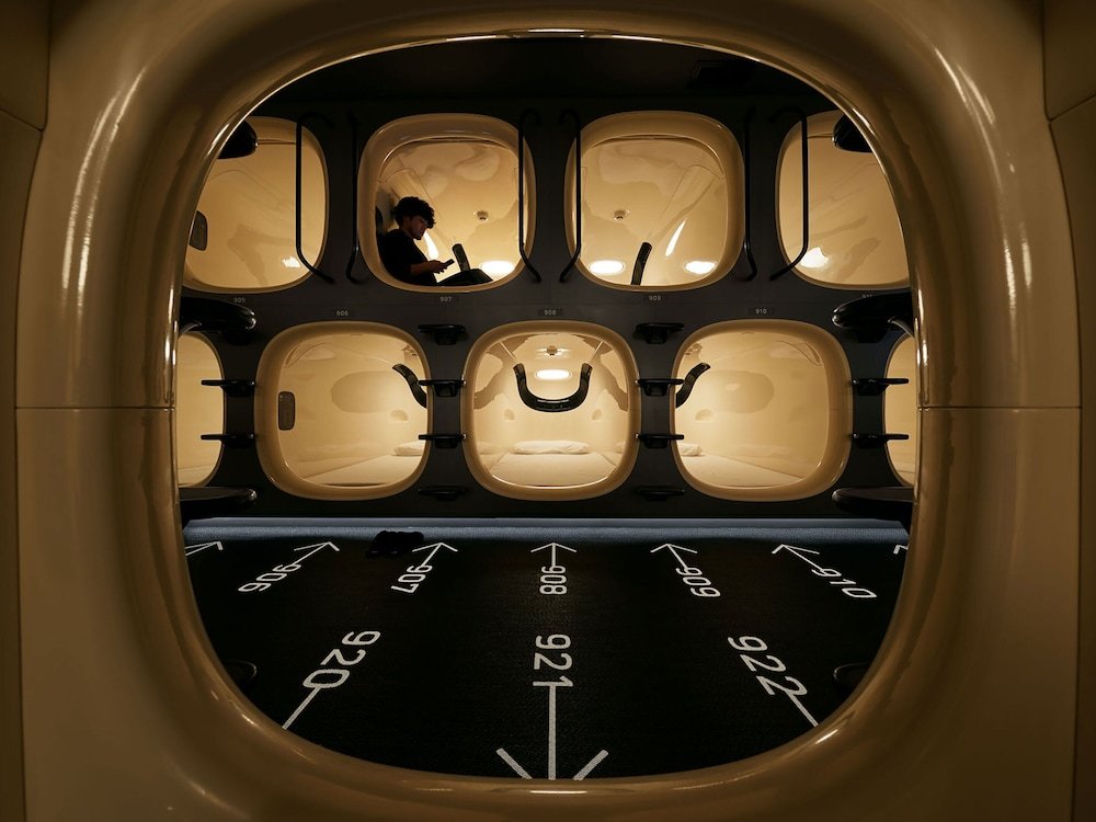 Фото 9h nine hours Nagoya station