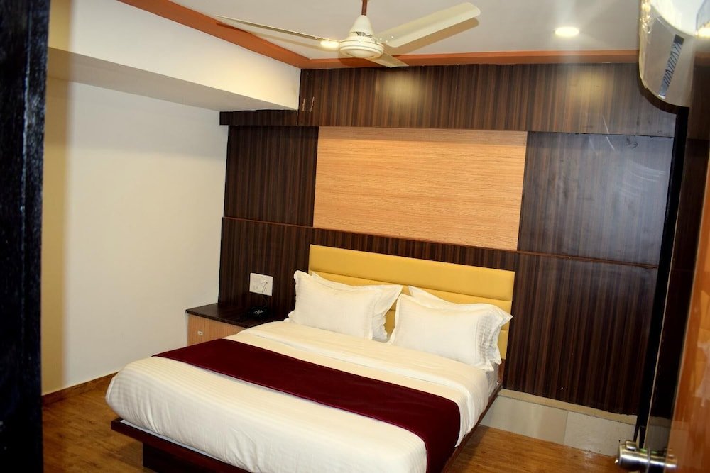 Фото Hotel Palak Palace