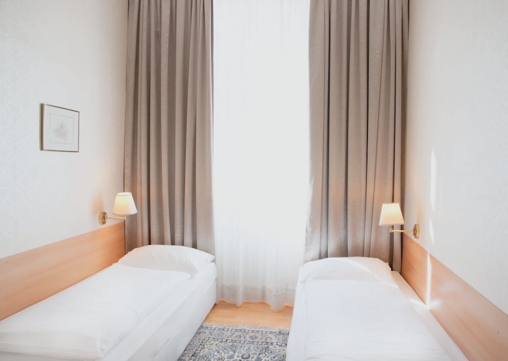 Фото Hotel Pension Andreas