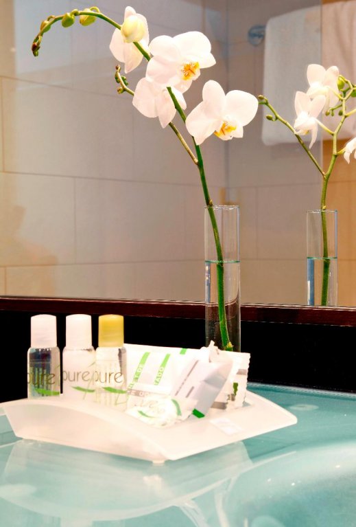 Фото Holiday Inn Madrid - Las Tablas, an Ihg Hotel