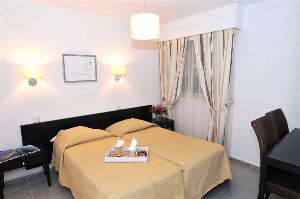 Фото Отель Sweet Inn - Maison Blanche