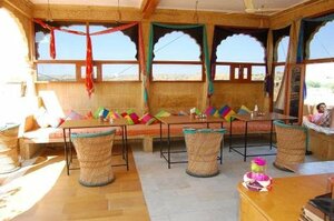 Гостиница Hotel Pol Haveli