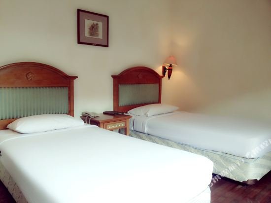 Фото Kresna Hotel Wonosobo