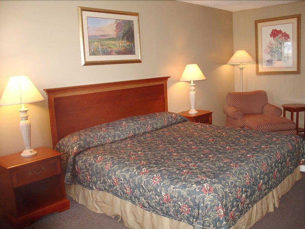 Фото Paxton Inn Motel