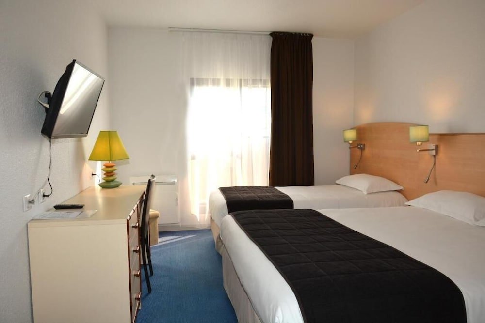 Фото Hôtel Saint Laurent