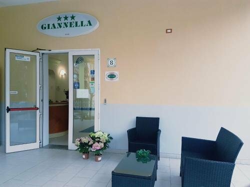 Гостиница Hotel Giannella в Римини