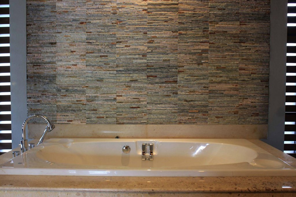 Фото Maehaad Bay Resort