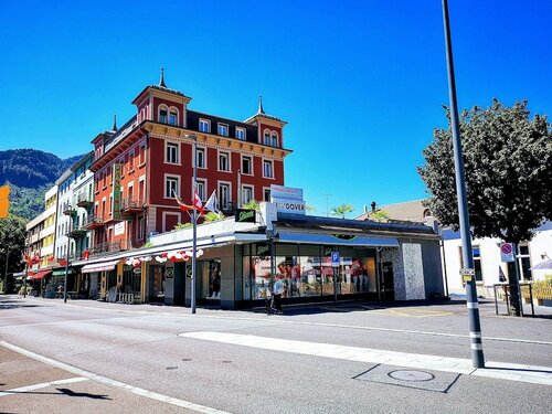 Гостиница Down Town Hostel Interlaken в Интерлакене